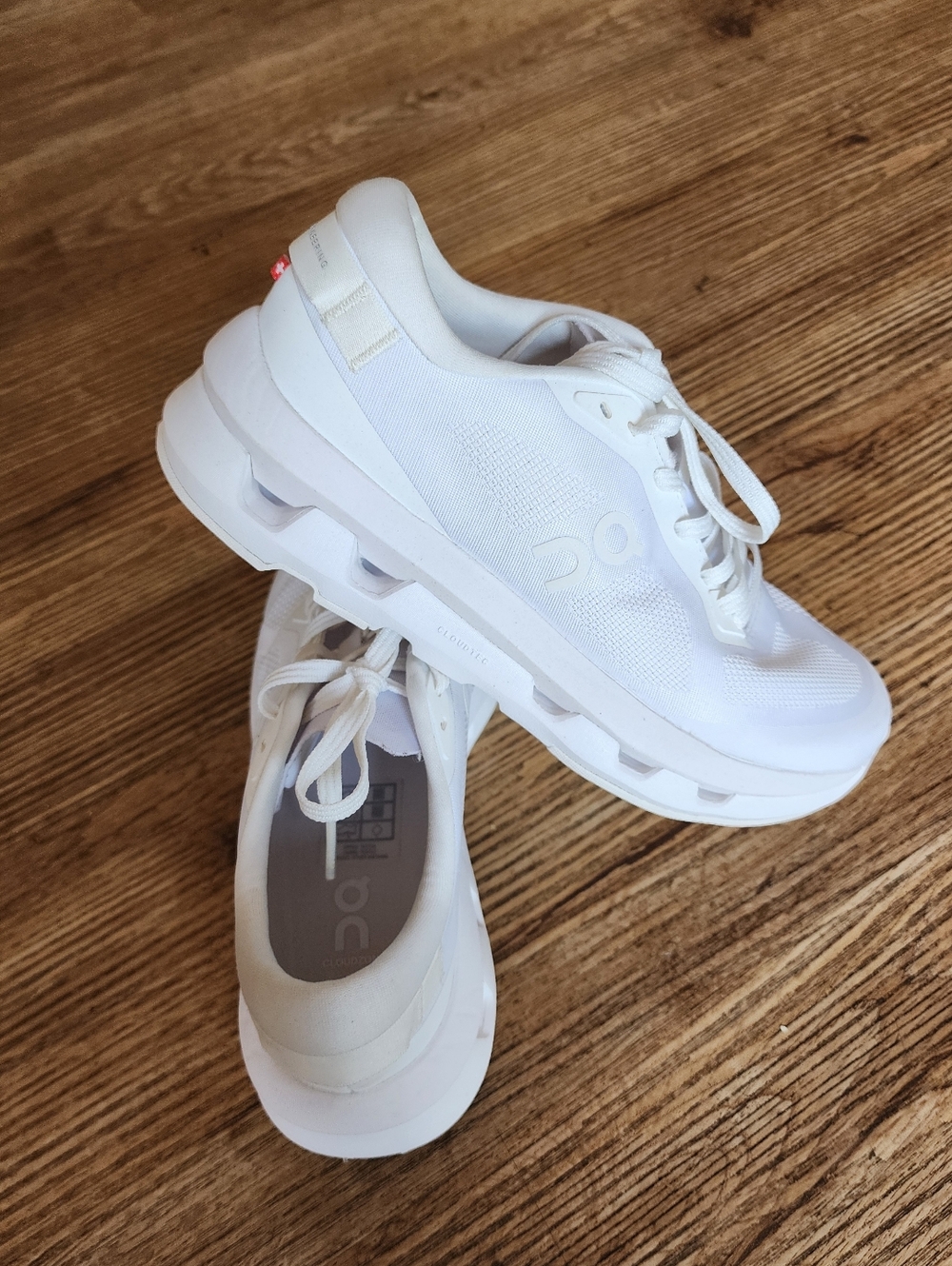 Size 6 On Running Women's All-White Cloudzone Performance Sneakers Retail 180$